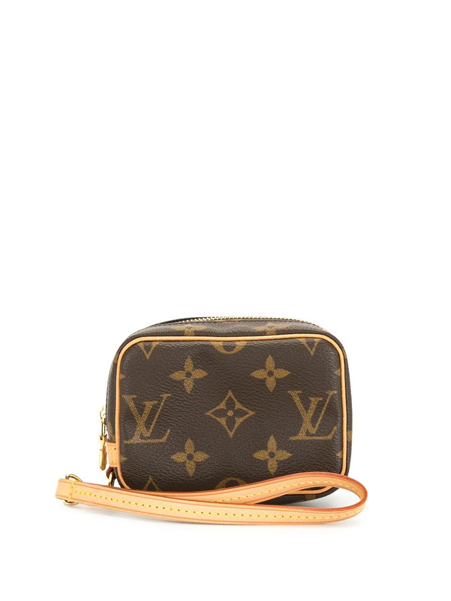 Louis Vuitton Limited Edition Giant Monogram Wapity Case