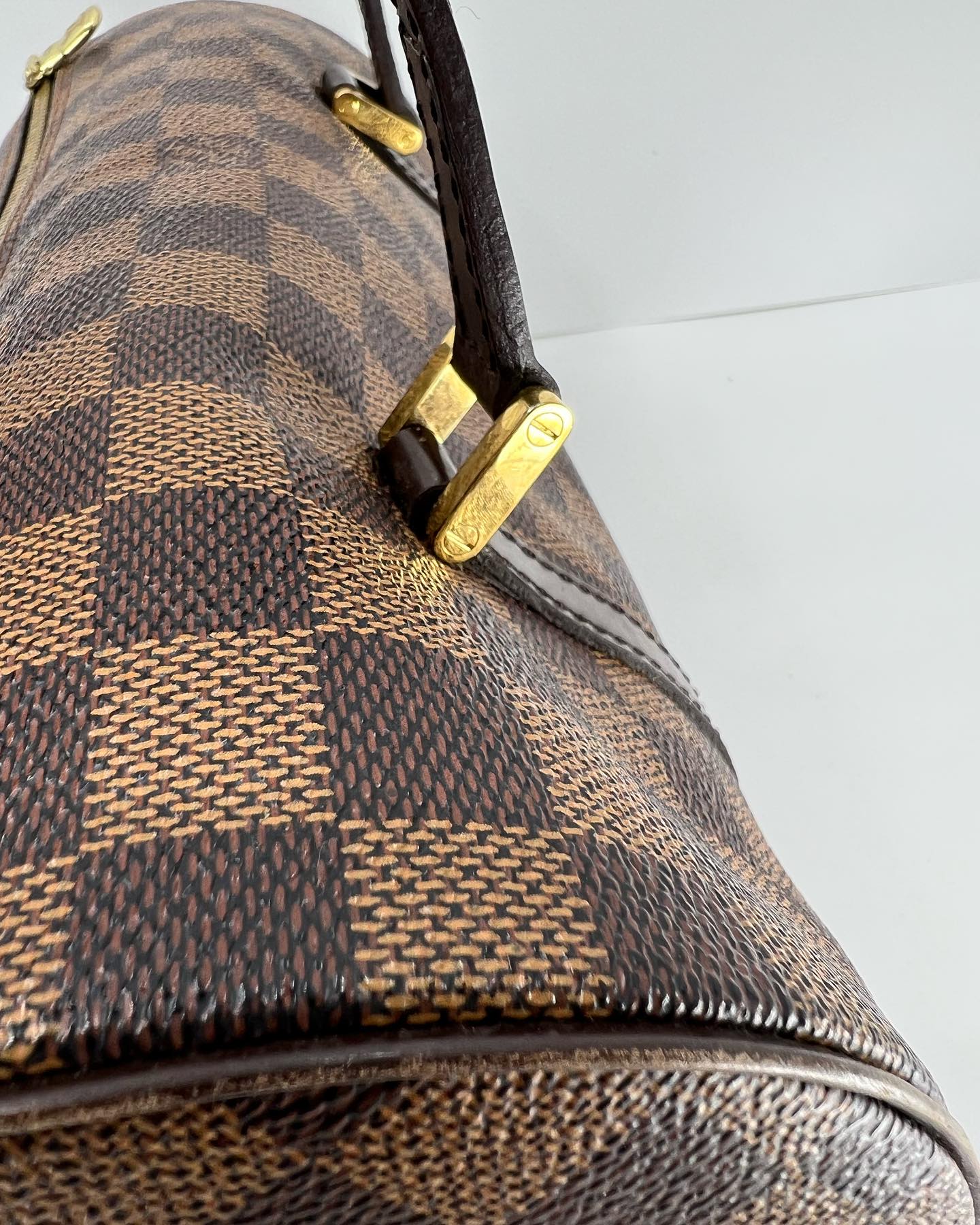Louis Vuitton Damier Ebene Papillon 26 Canvas Bag - Excellent Condition