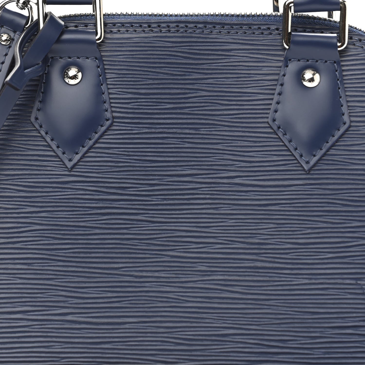 Louis Vuitton Alma MM Epi Leather Blue Indigo Bag Navy blue ref.920446 -  Joli Closet