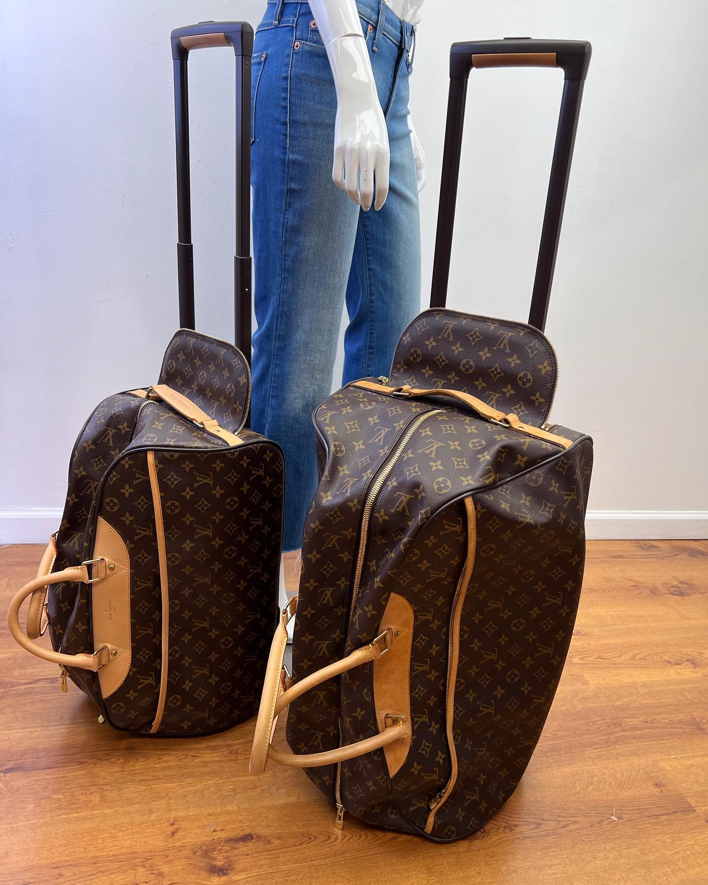 Louis Vuitton Eole 50 Monogram Rolling Travel Luggage