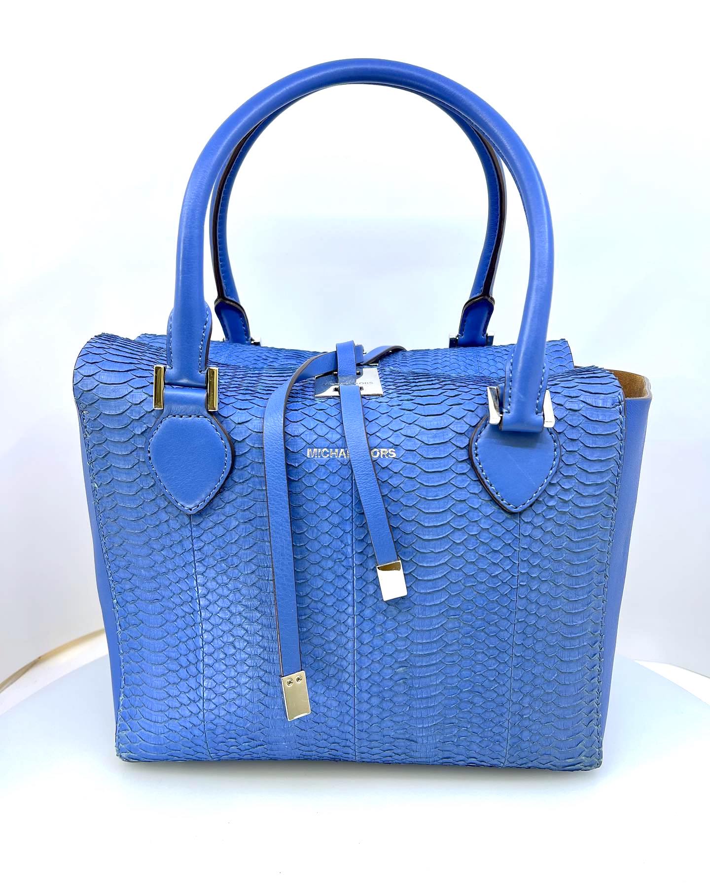 Snake Skin Original Michael Kors 2 way bag, Luxury, Bags & Wallets on  Carousell